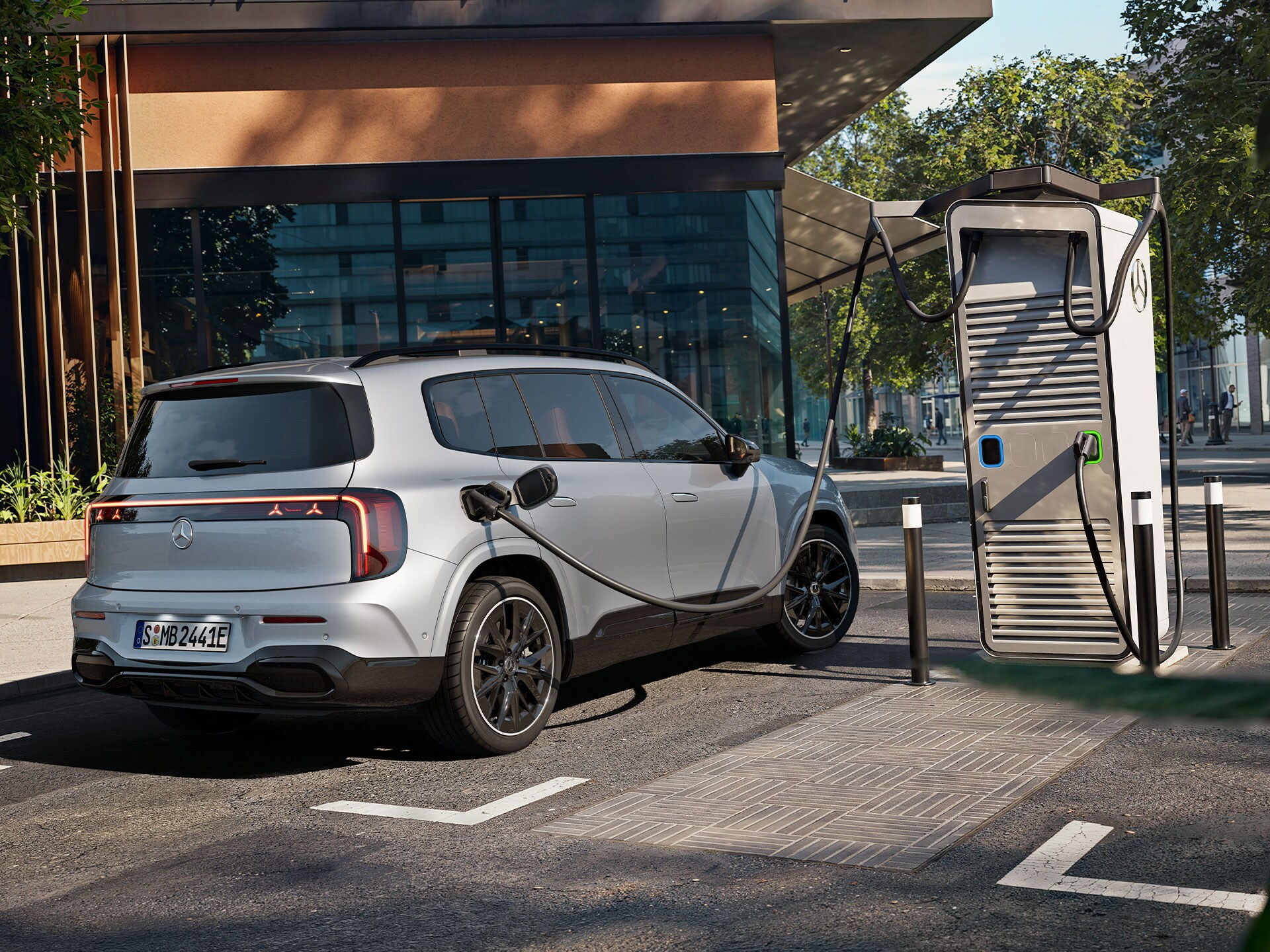 MB.CHARGE en la GLB eléctrica completamente nueva.