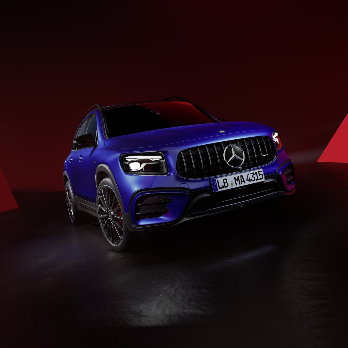 Vista frontal de un Mercedes-AMG GLB 35 4MATIC.
