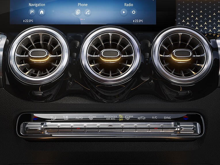 La climatización automática THERMOTRONIC en GLB de Mercedes-Benz.