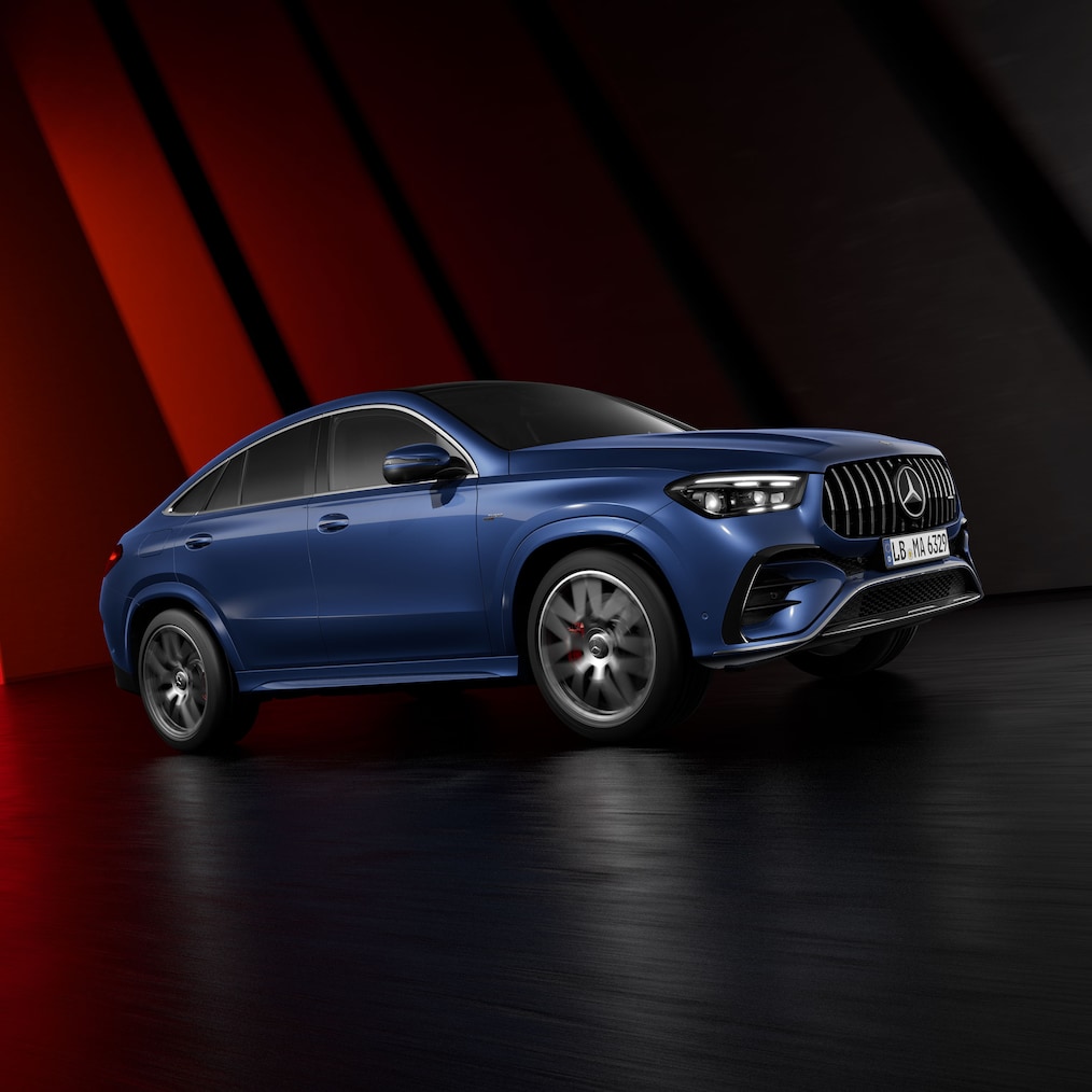 Vista dinámica de un Mercedes-AMG GLE Coupé.