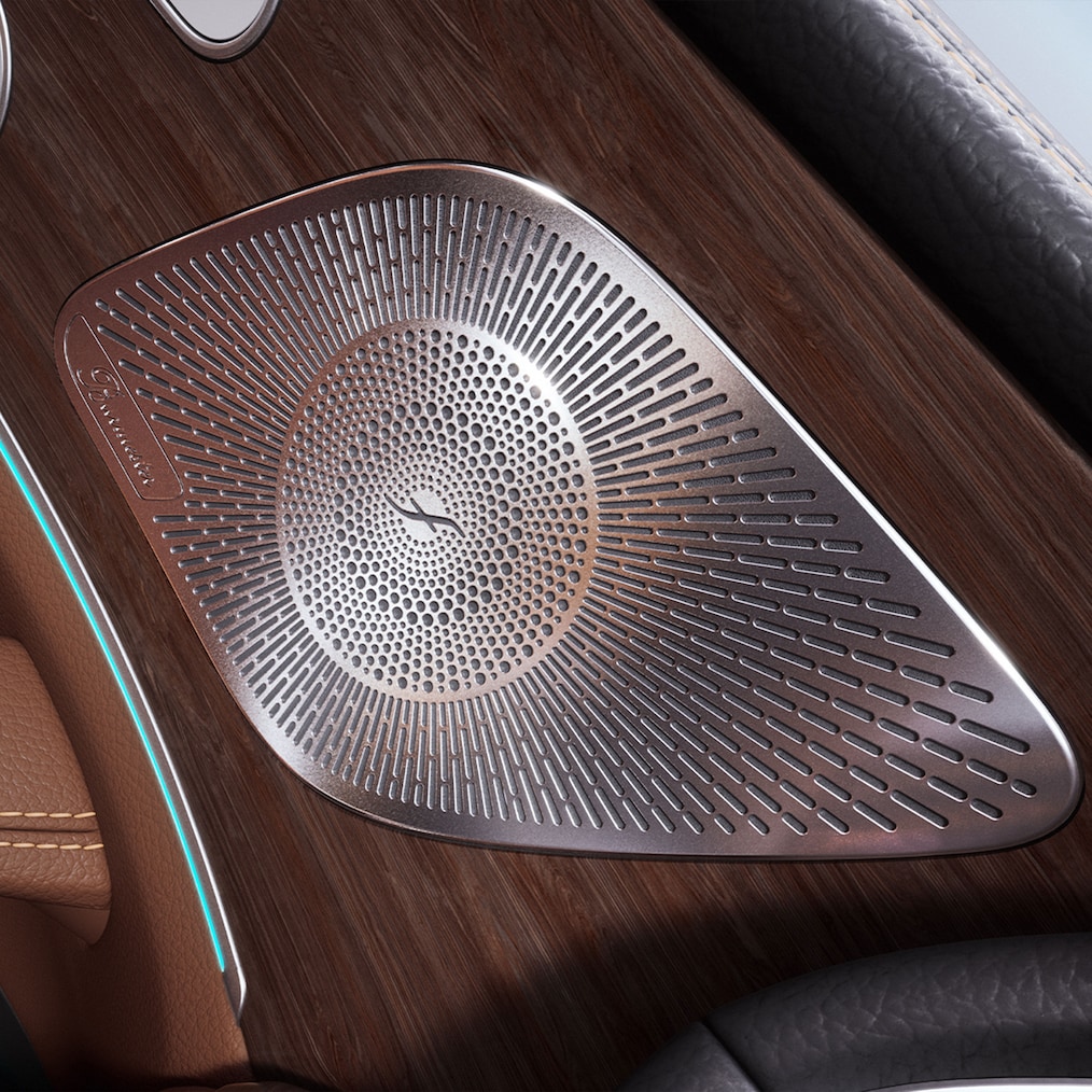 Los altavoces del sistema de sonido surround Burmester® en el Mercedes-Benz GLE Coupé.
