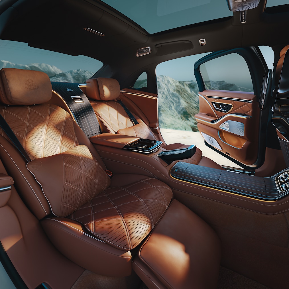 El compartimento trasero First-Class en el nuevo Mercedes-Maybach Clase S.