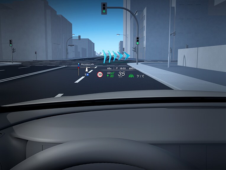 Head-up display de realidad aumentada MBUX en la Clase S Mercedes-Maybach.