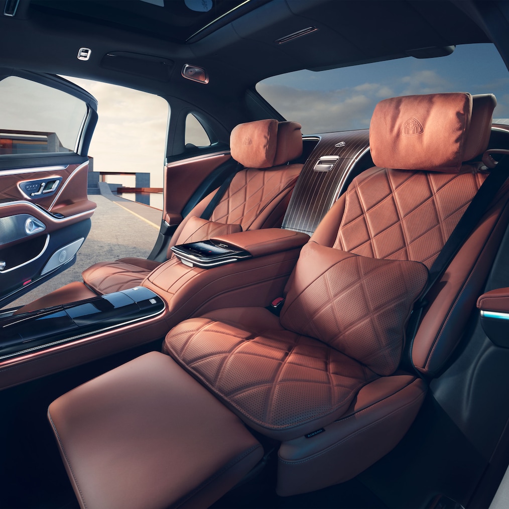La parte trasera de la Clase S de Mercedes-Maybach con asientos Executive.