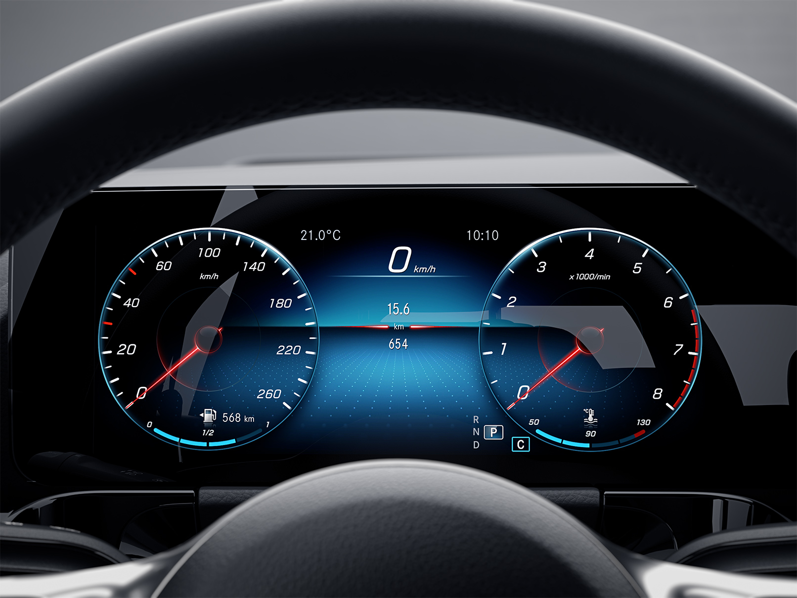 Cuadro de instrumentos del Mercedes-Benz GLA. Ayuda activa para aparcar con PARKTRONIC | Mercedes-Benz