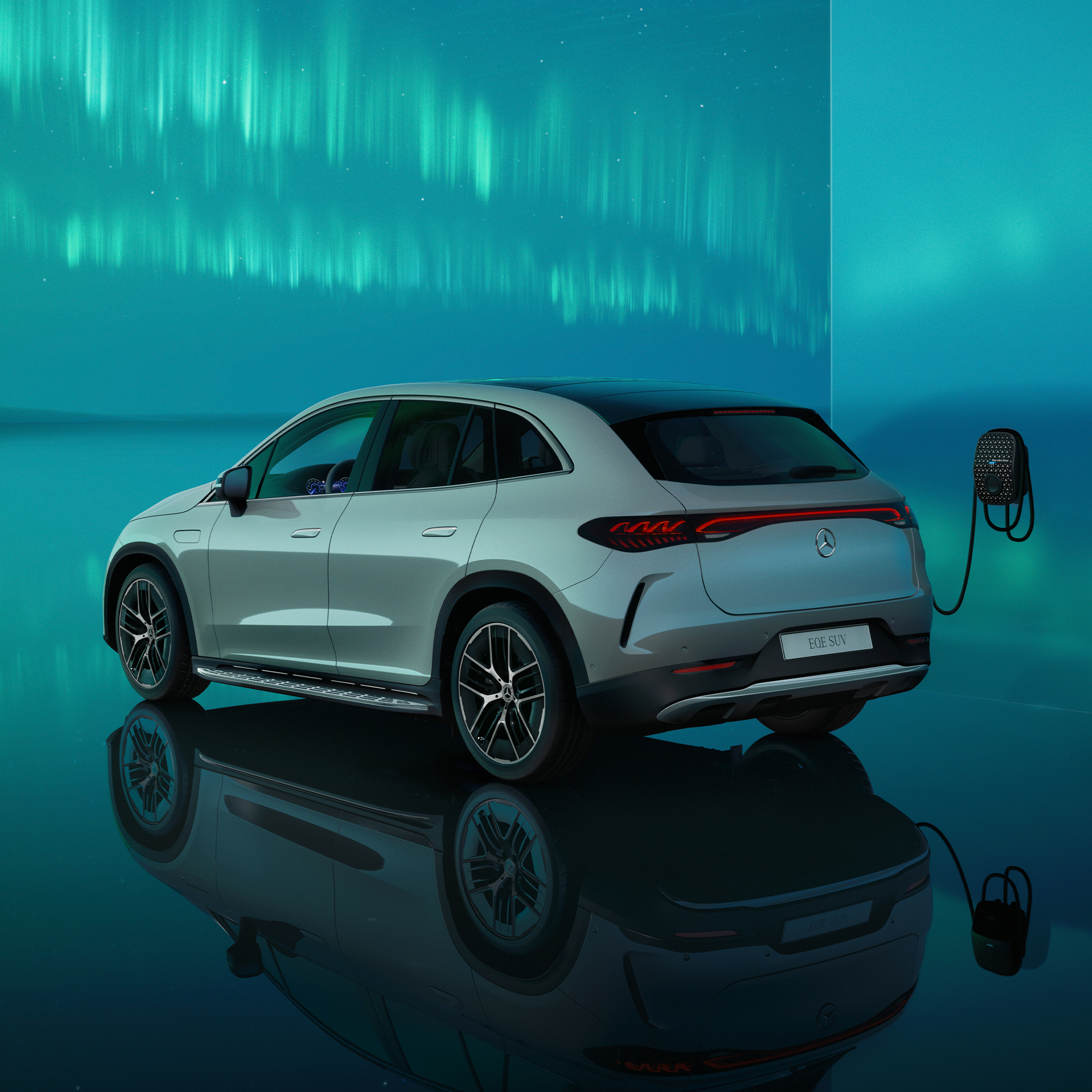 Movilidad eléctrica | EQE | Mercedes-Benz Una vista trasera del EQE de Mercedes-Benz.