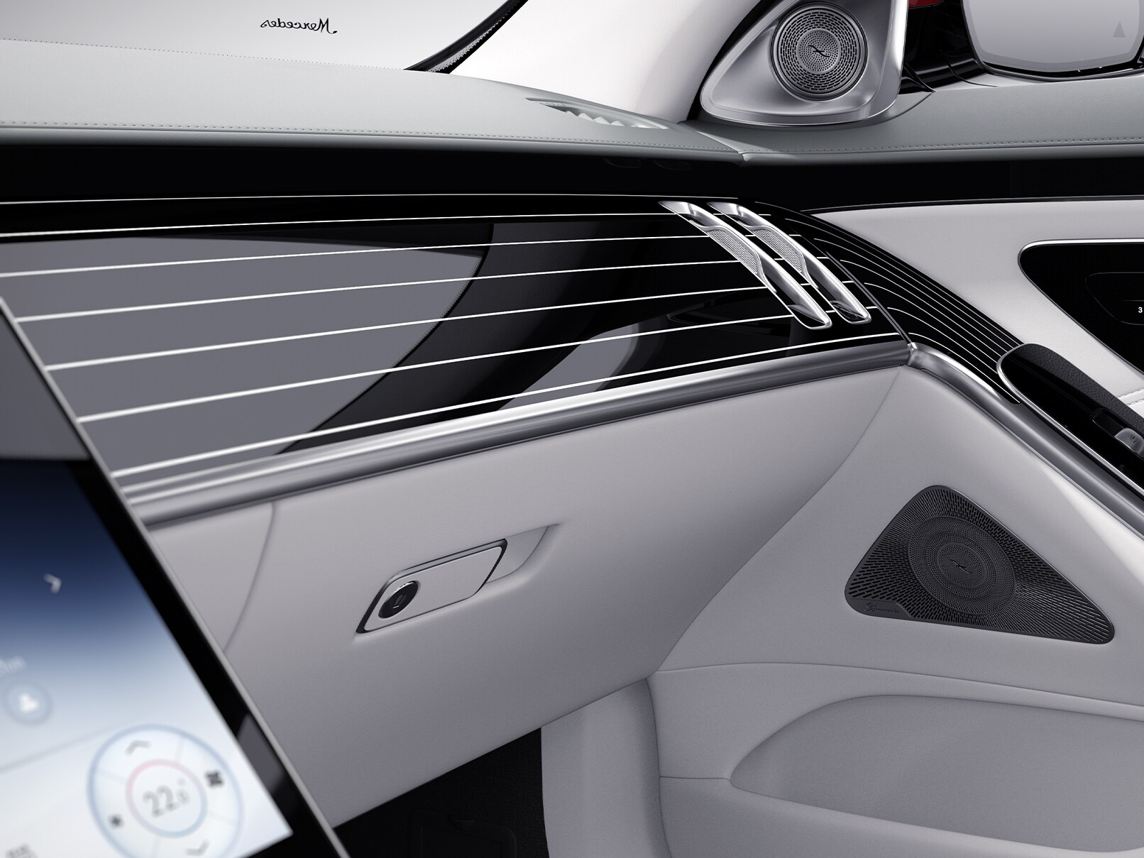 El habitáculo de un vehículo Mercedes-Benz con elementos de adorno MANUFAKTUR.