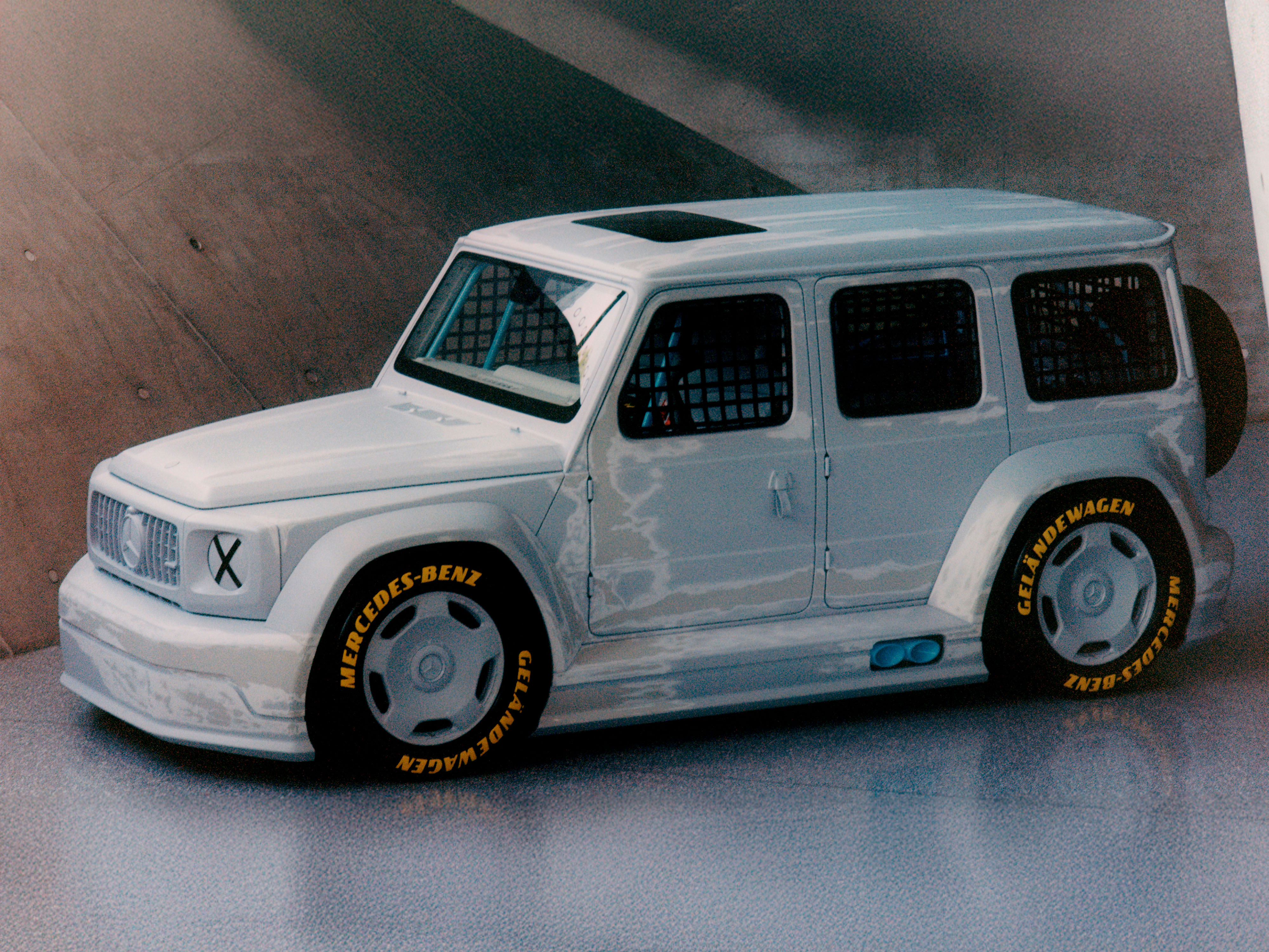 Vista lateral del proyecto Vehículos todoterreno de Mercedes-Benz El proyecto Vehículos todoterreno de Mercedes-Benz