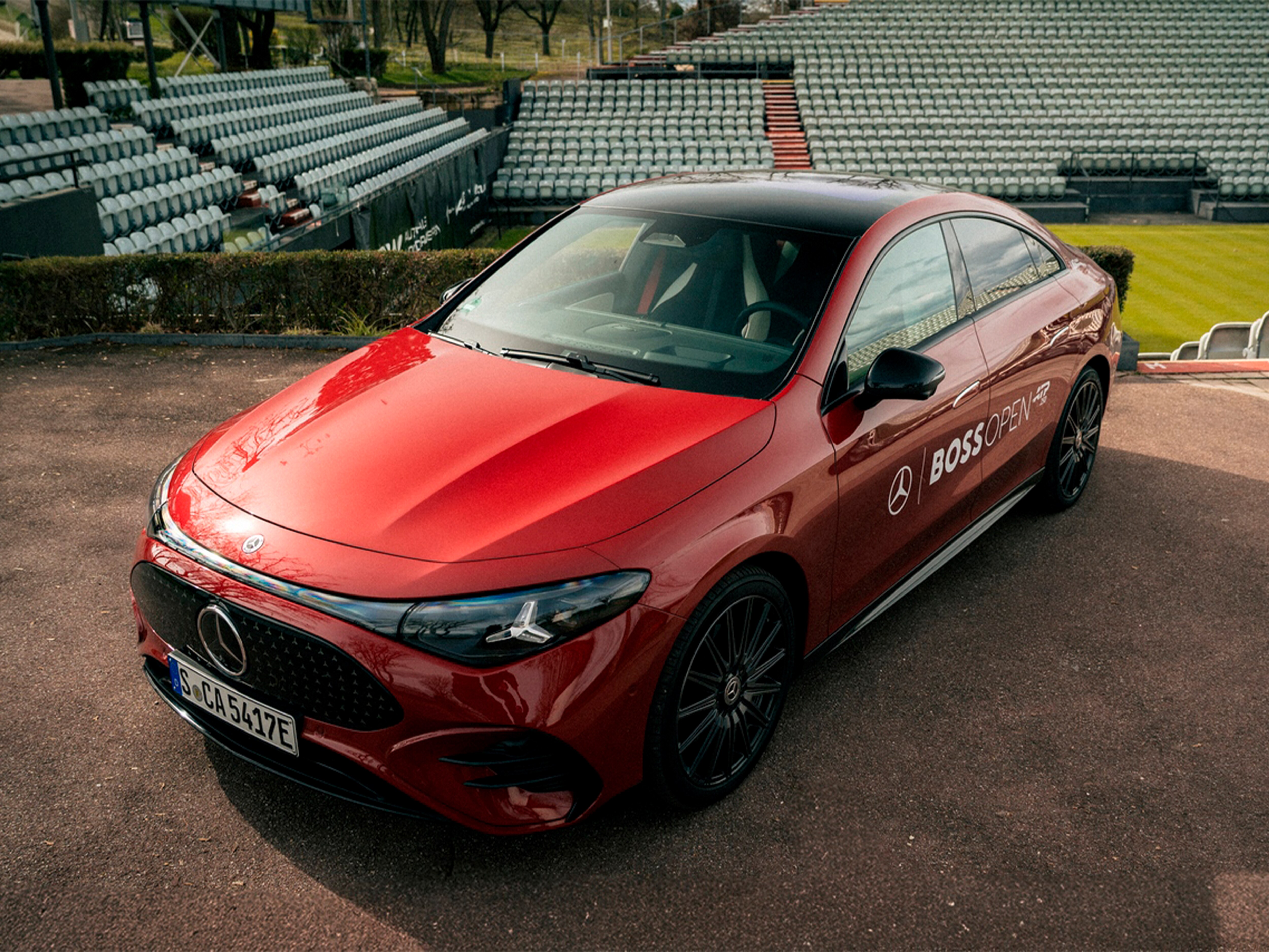 onstruir relaciones sólidas con nuestros clientes está en el centro de todo lo que hacemos, y el deporte es una de las plataformas más poderosas para crear estas conexiones