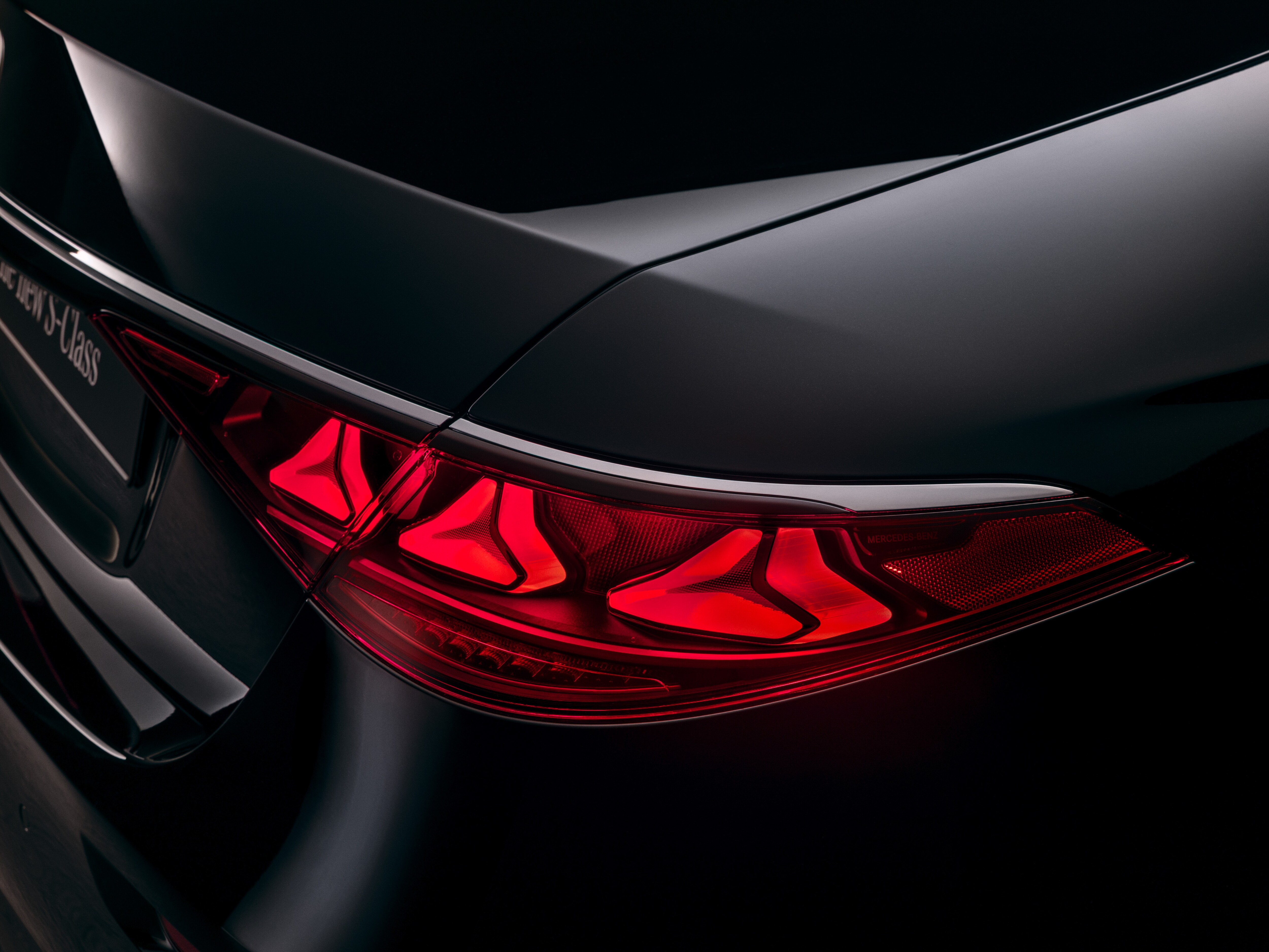 Estrella Mercedes-Benz