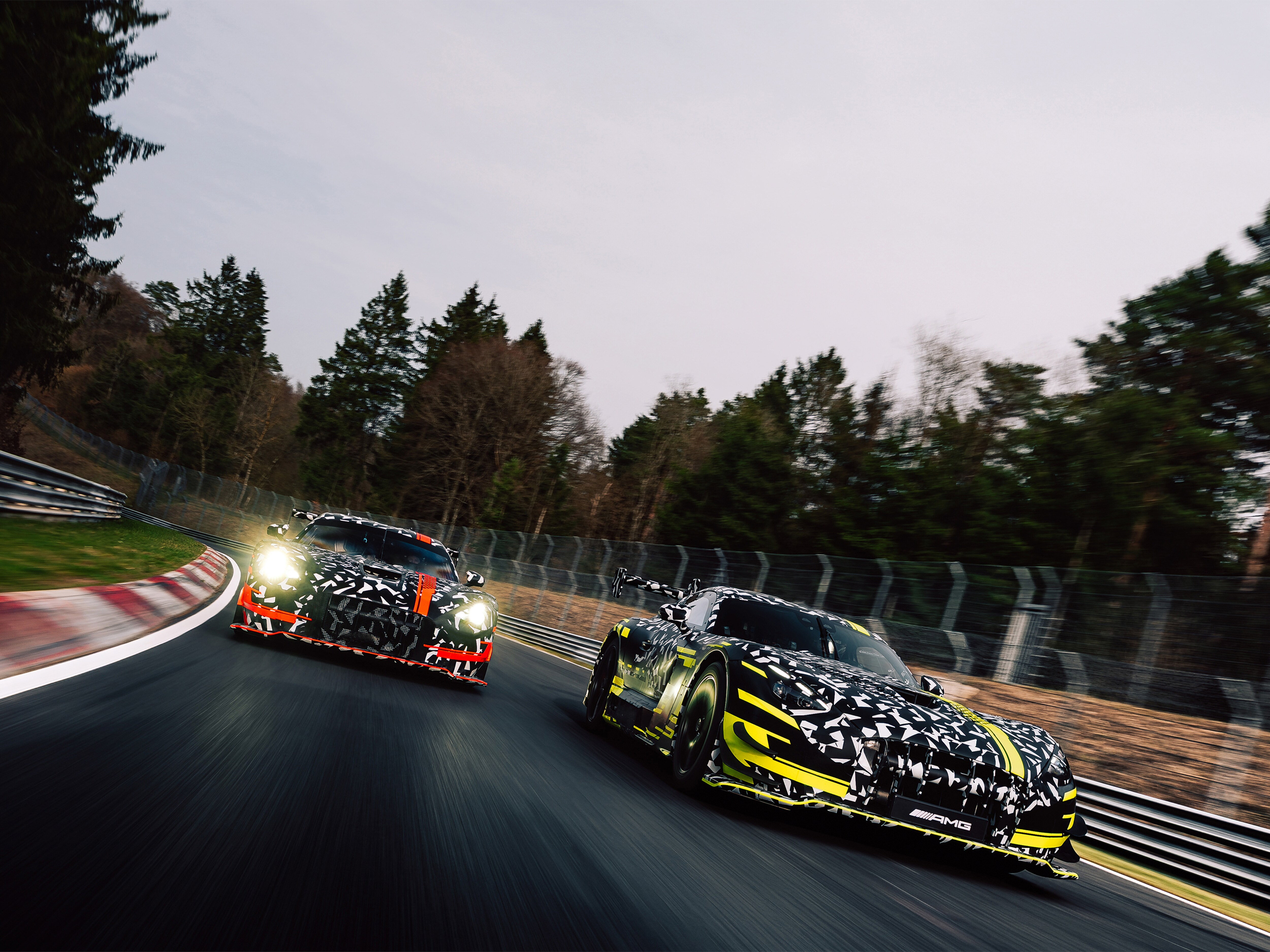 Dos vehículos, una promesa: desempeño sin precedentes