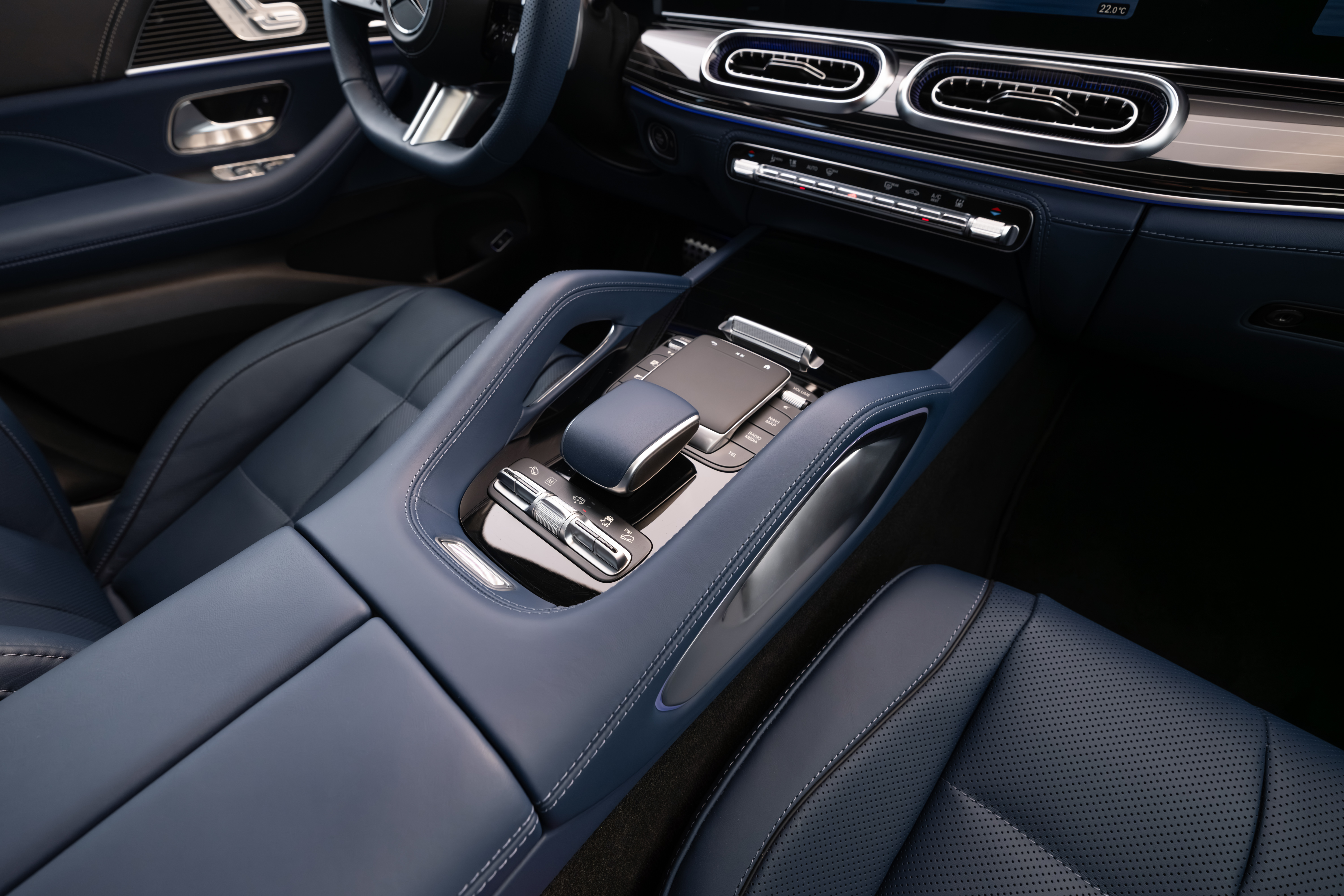 La nueva Mercedes-Benz GLE: la inteligencia moderna se une a un desempeño imponente