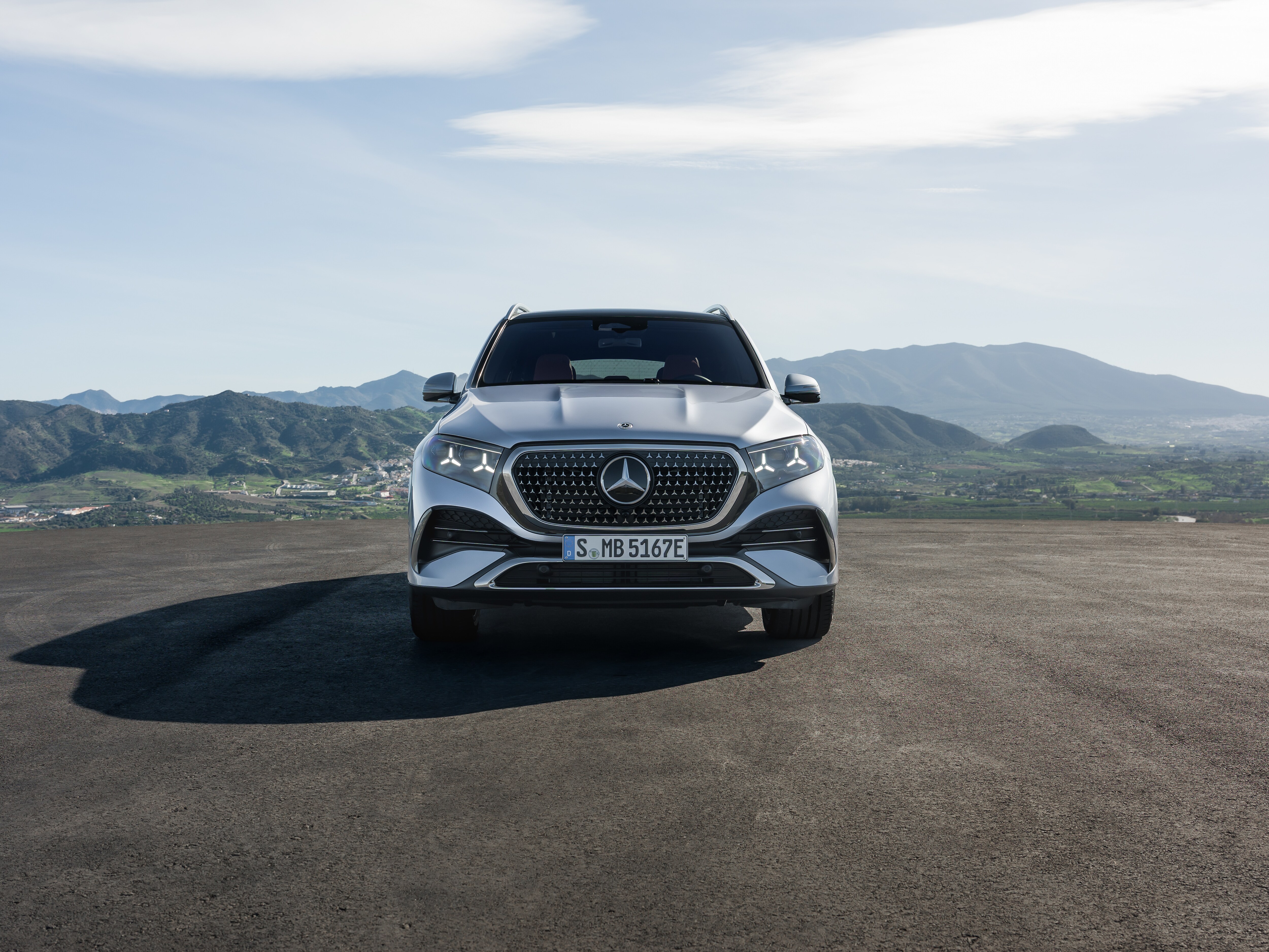 La nueva Mercedes-Benz GLE: la inteligencia moderna se une a un desempeño imponente