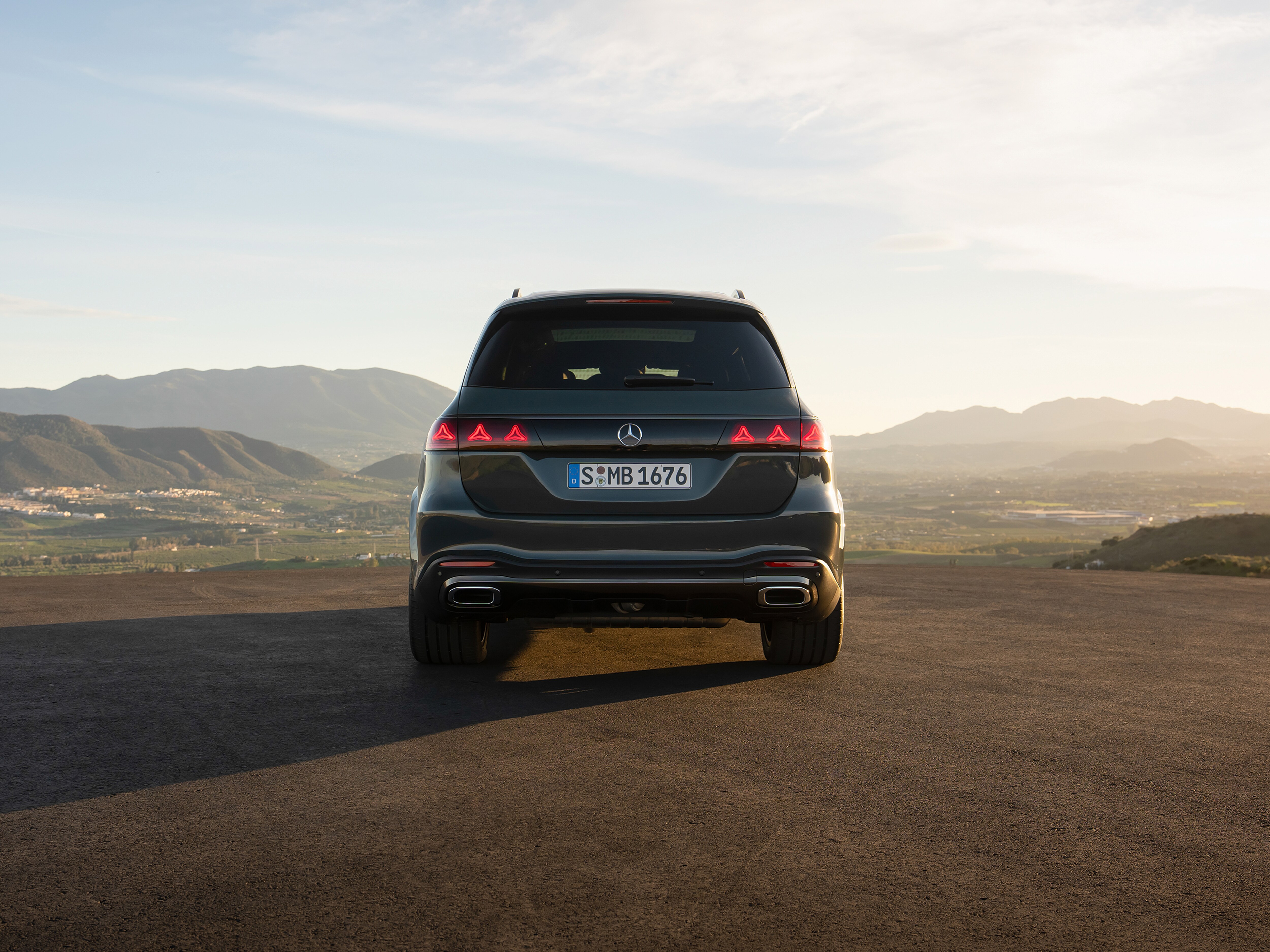 Diseño modernizado en la parte delantera y trasera