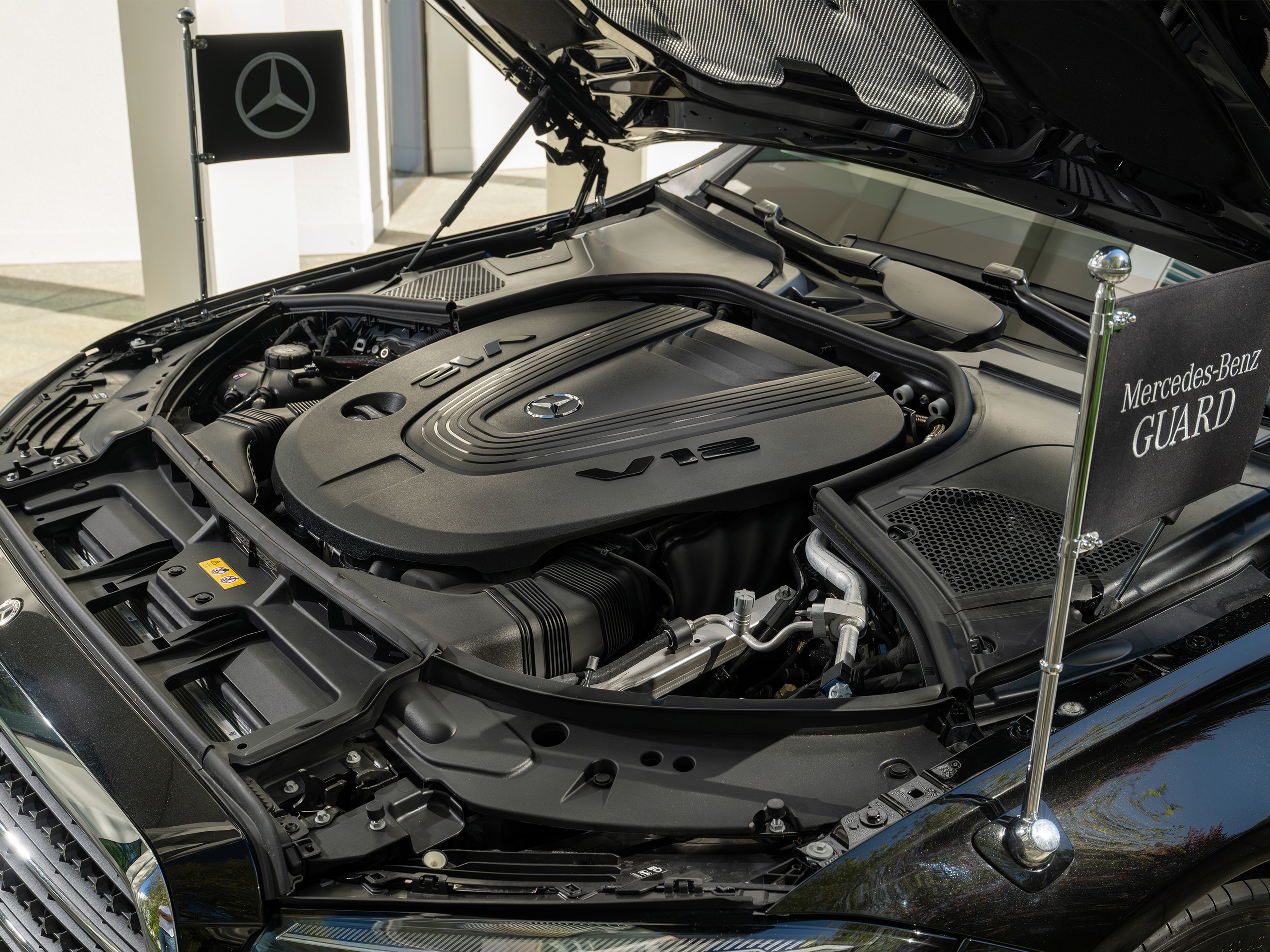 Tren motriz: primer sedán GUARD con 4MATIC