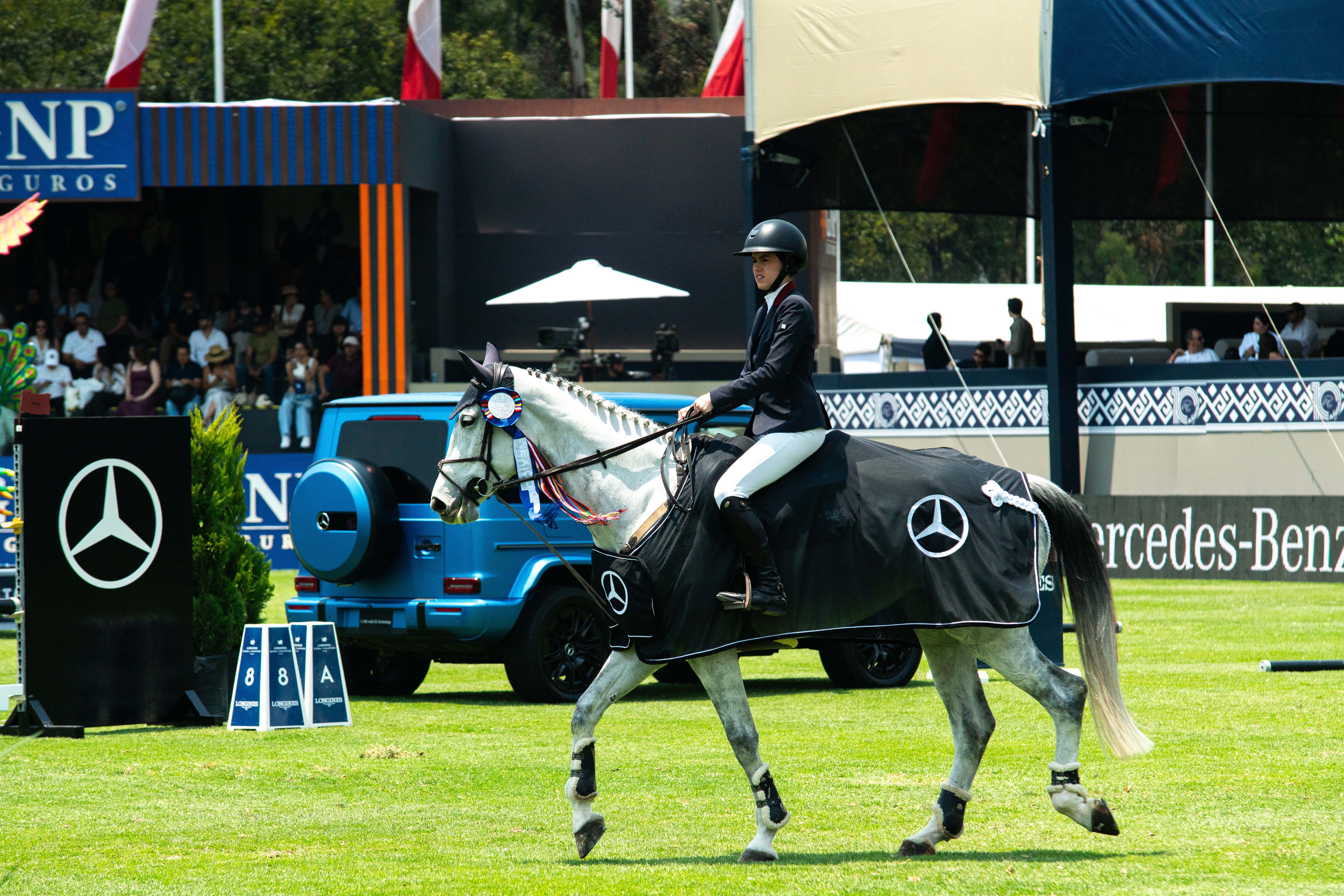 Xaviera Maurer repite triunfo en el Trofeo Mercedes-Benz Xaviera Maurer repite triunfo en el Trofeo Mercedes-Benz