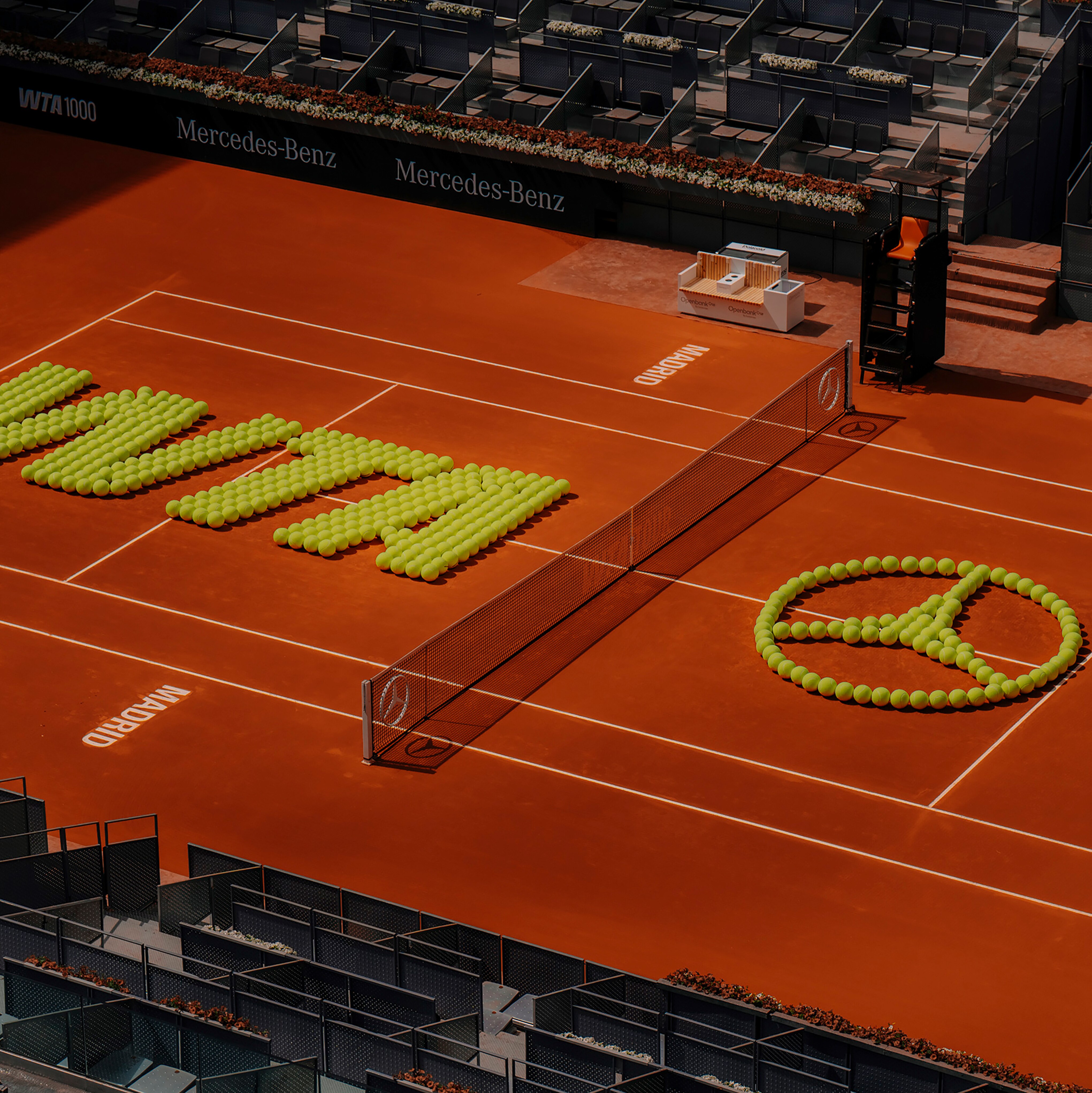 Mercedes-Benz transforma la cancha central del Mutua Madrid Open con poderosa expresión de marca