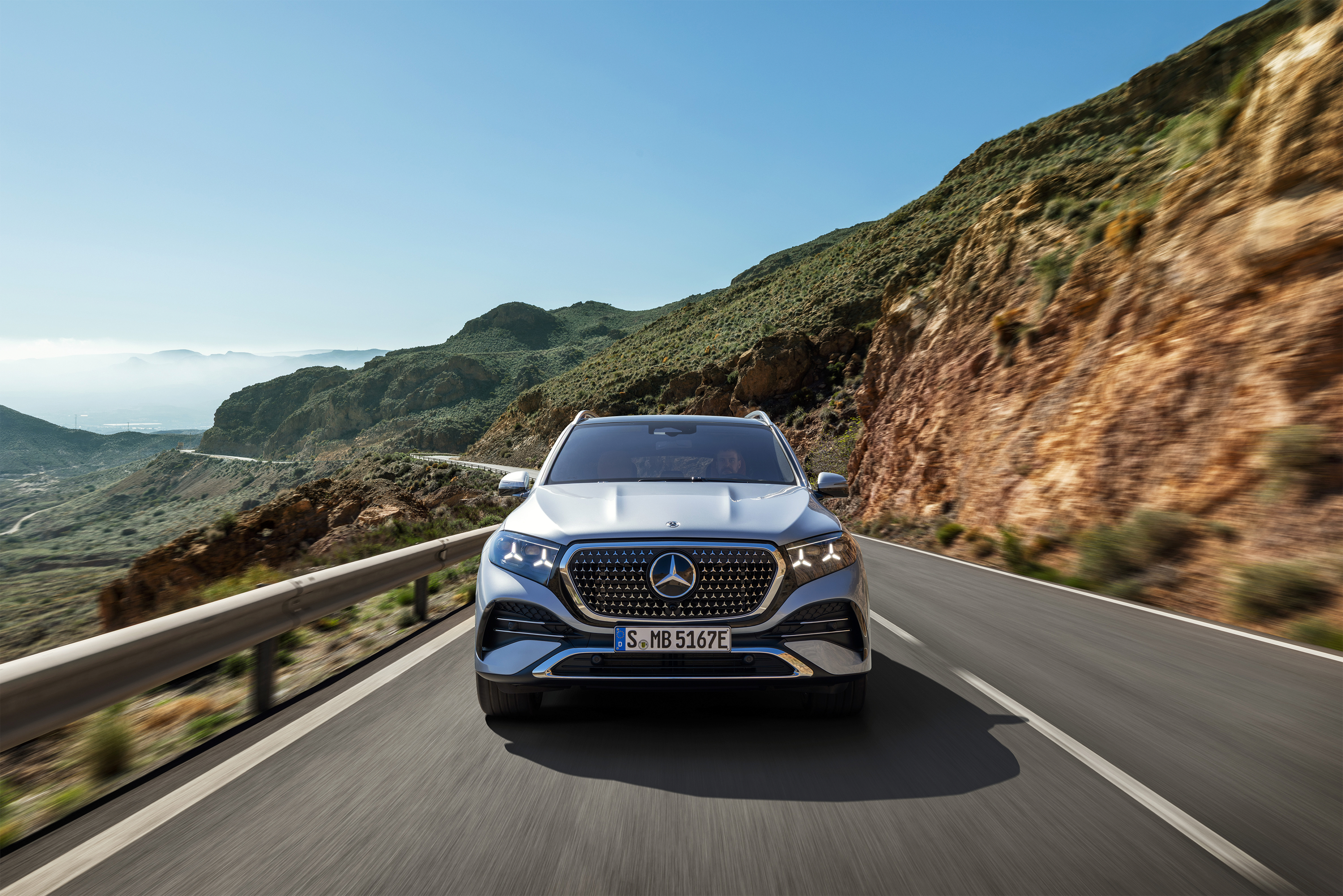 La nueva Mercedes-Benz GLE: la inteligencia moderna se une a un desempeño imponente La nueva Mercedes-Benz GLE: la inteligencia moderna se une a un desempeño imponente