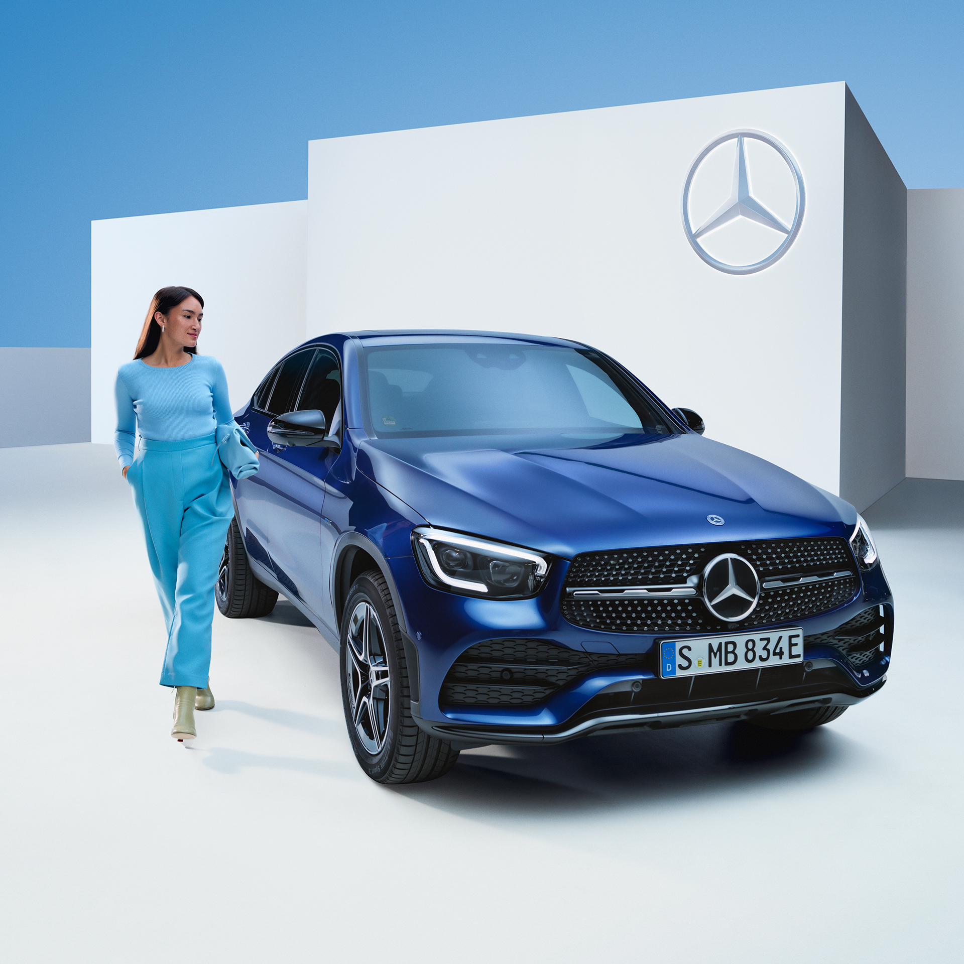 She's Mercedes She's Mercedes