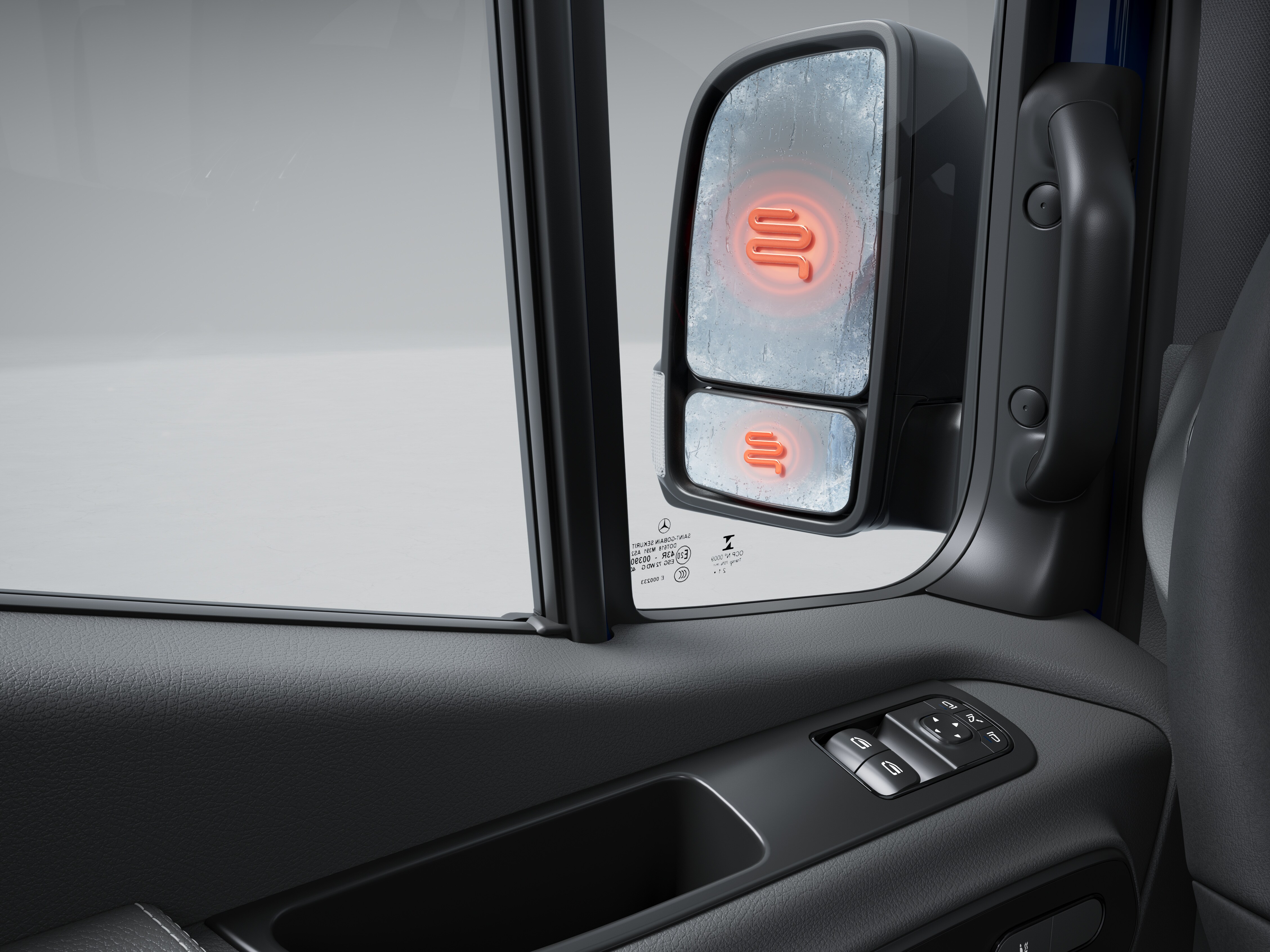 Espejos retrovisores exteriores eléctricos y calefactables | Sprinter Cargo Van | Mercedes-Benz