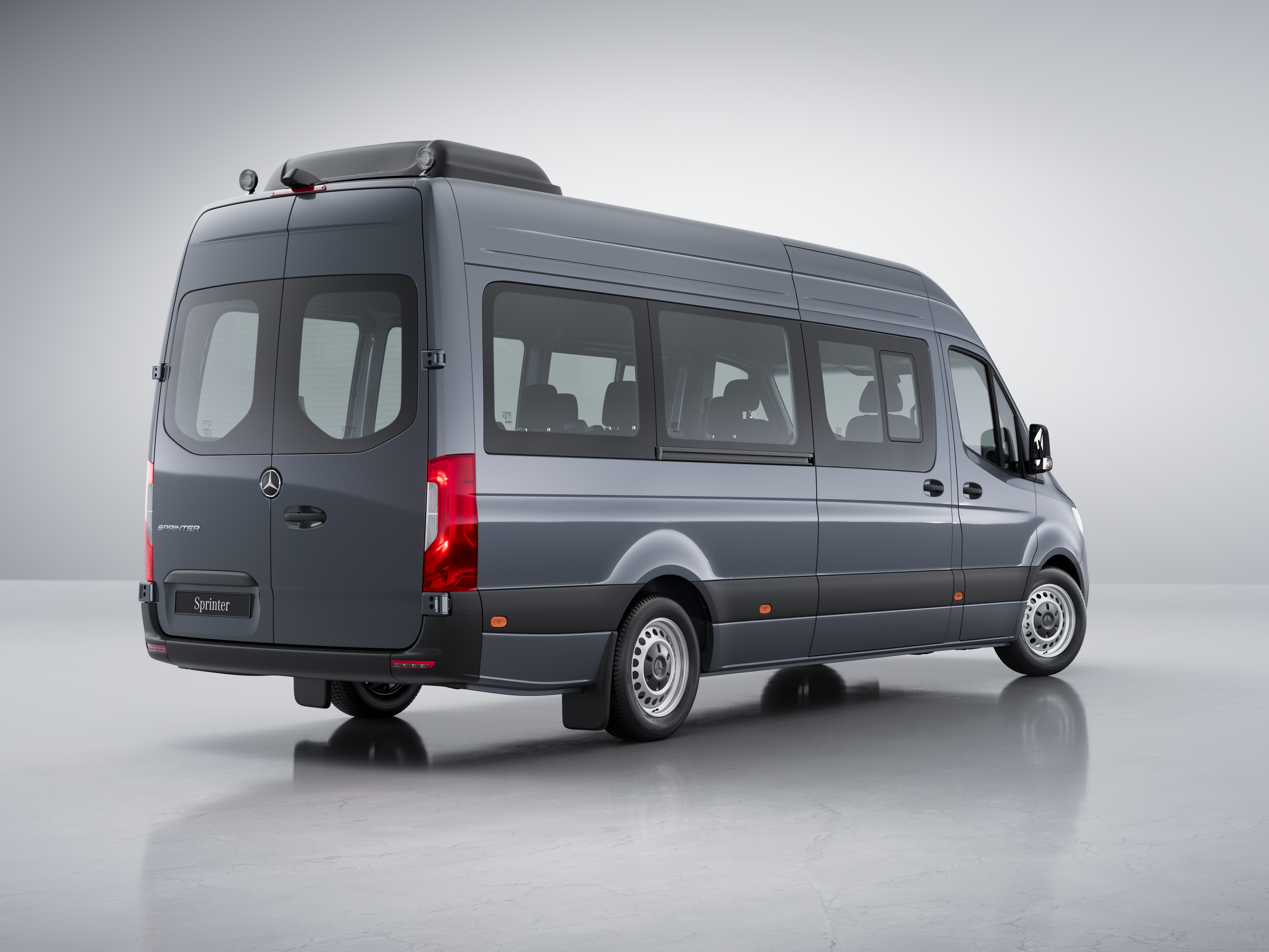 Los faros LED High Performance de la Mercedes-Benz Sprinter Pasaje. Puertas Traseras abatibles | Sprinter Pasaje | Mercedes-Benz Vanes