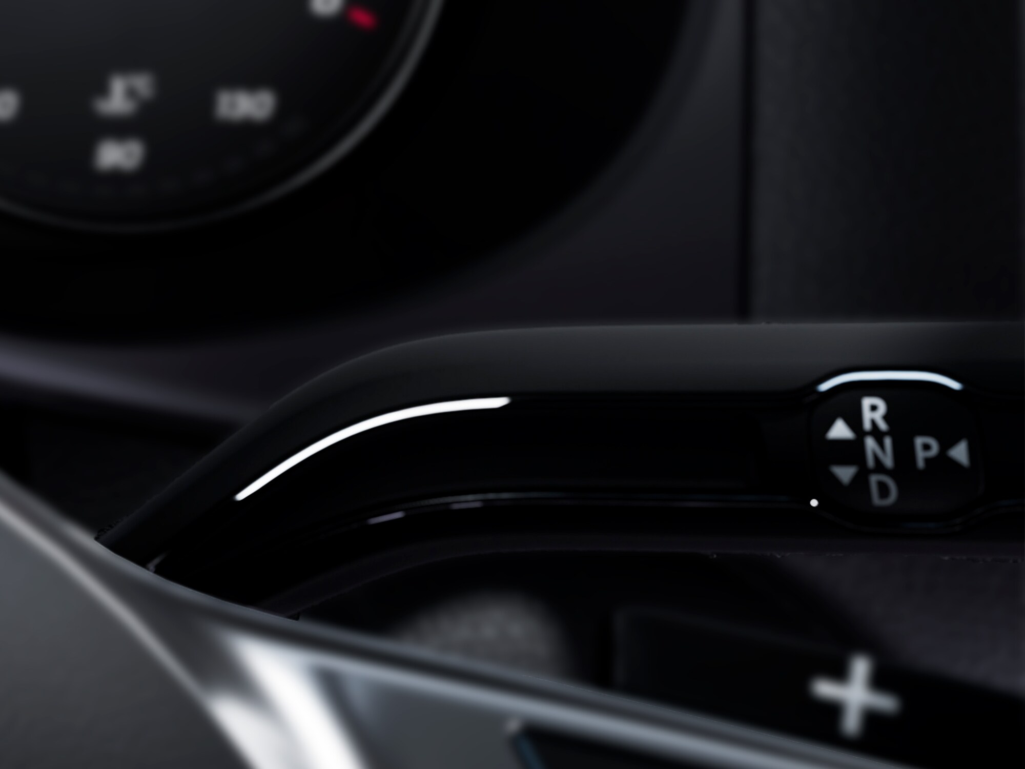 El cambio automático 9G-TRONIC cuenta con 9 marchas capaces de mantener un número de revoluciones del motor bajo de la forma más óptima en cada situación de conducción.