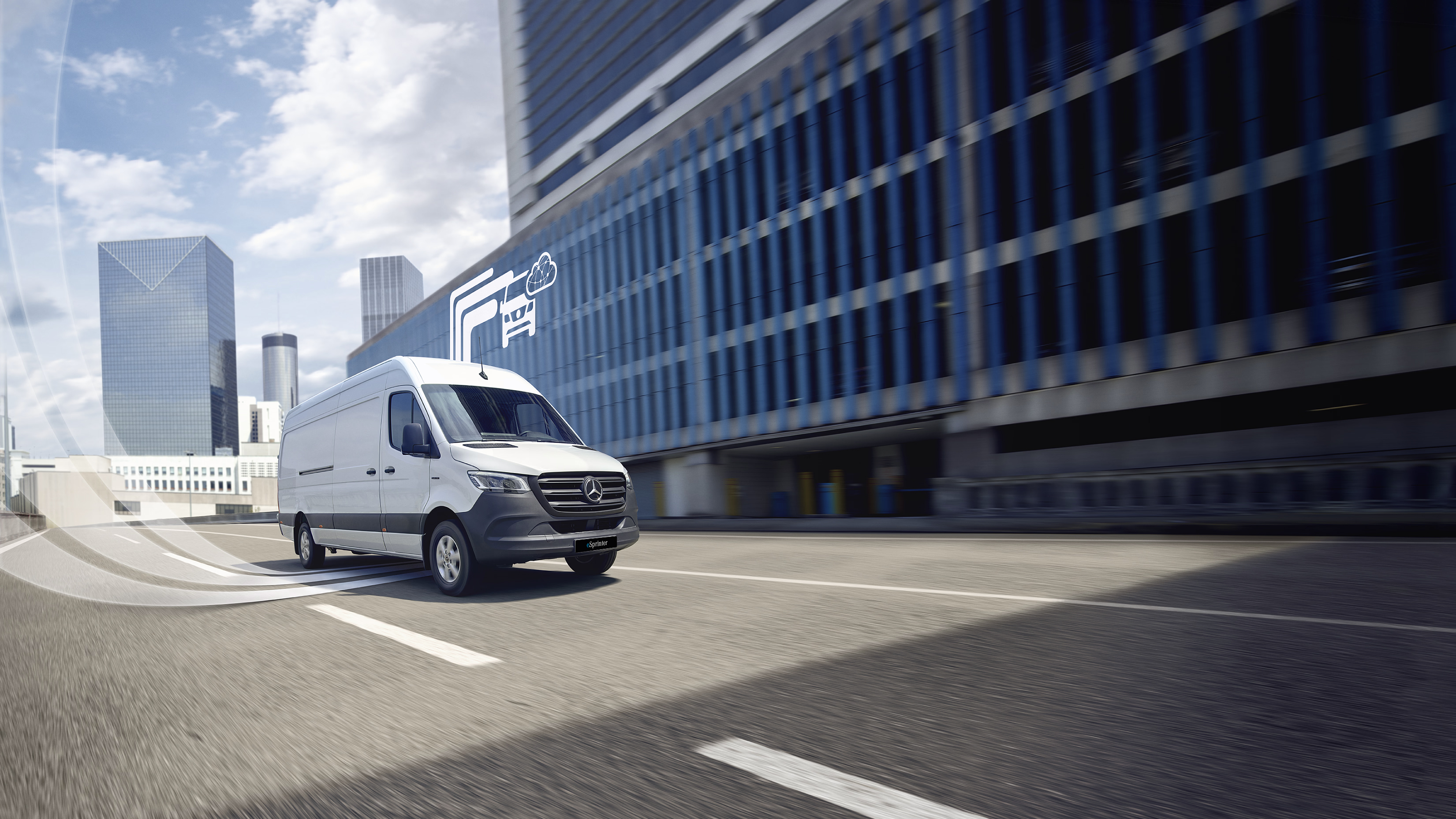 Extras digitales | Mercedes-Benz Una Van Mercedes-Benz con elementos gráficos que representan los extras digitales.