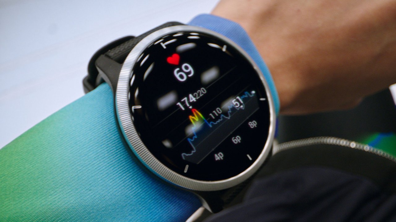 Mercedes best sale benz smartwatch