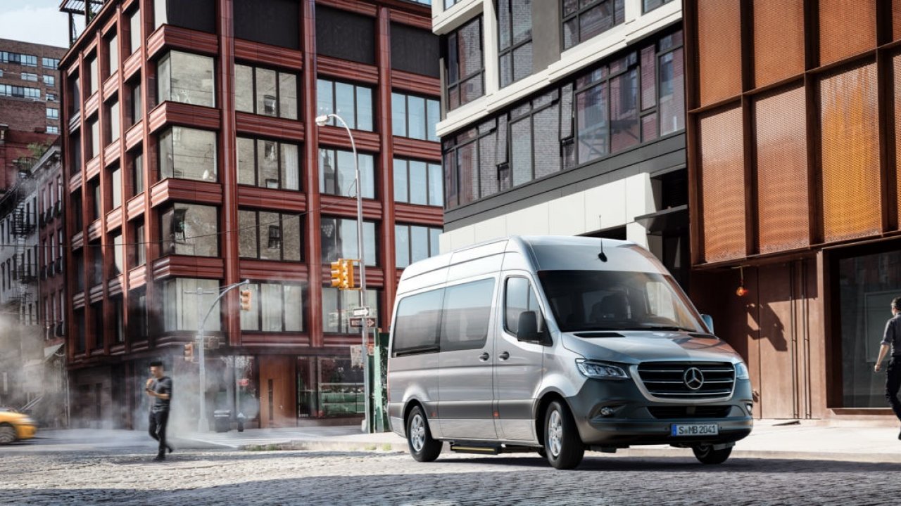 Mercedes b van clearance
