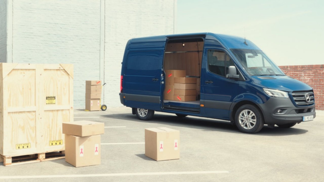 Mercedes high top sprinter van shop
